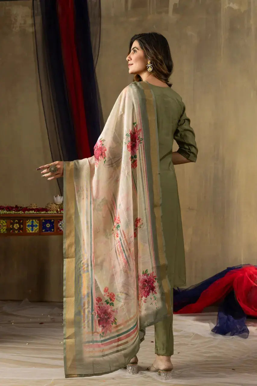Premium Women’s Elegant Kurti Pant Dupatta Set Lustraward