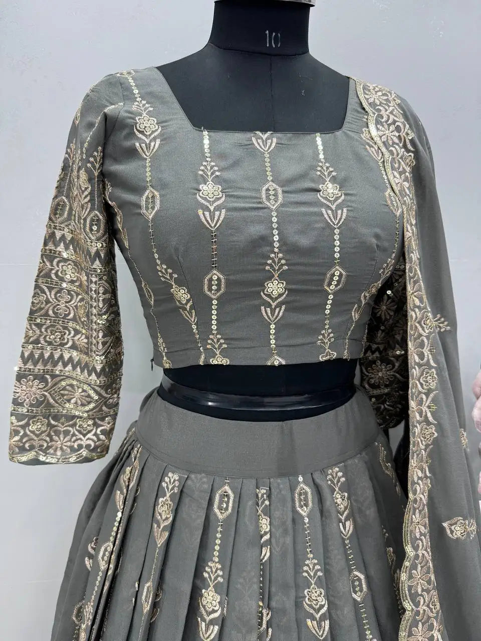 Star Georgette Lehenga Choli Set Lustraward