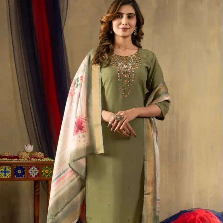 Premium Women’s Elegant Kurti Pant Dupatta Set Lustraward