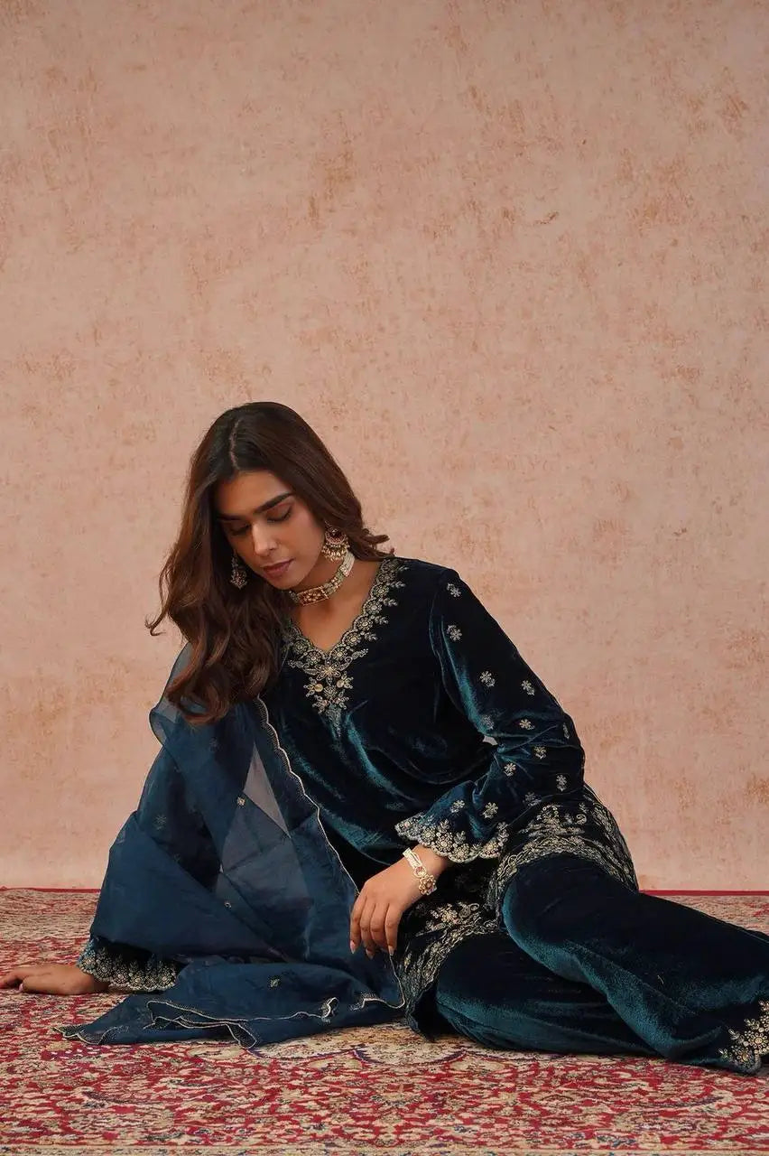 Winter Velvet Designer Kurta & Palazzo Lustraward