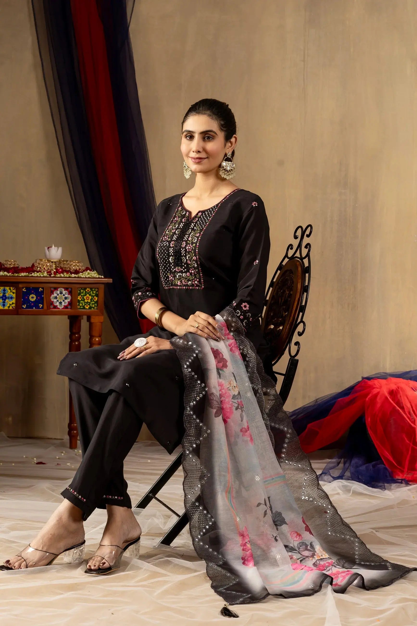 Elegant Kurti Pant Dupatta Set Lustraward