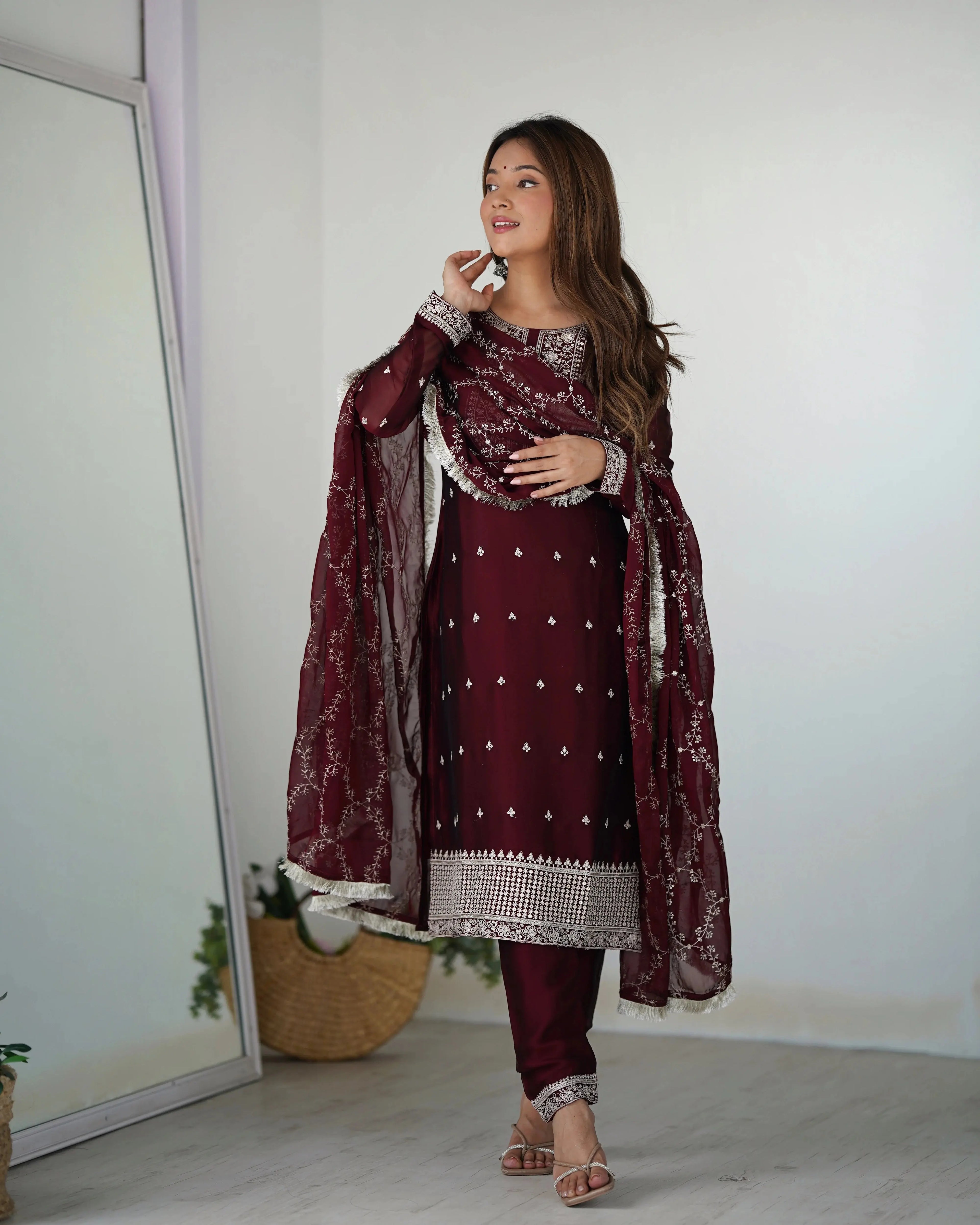 Women’s Kurti Sharara Dupatta Set Lustraward